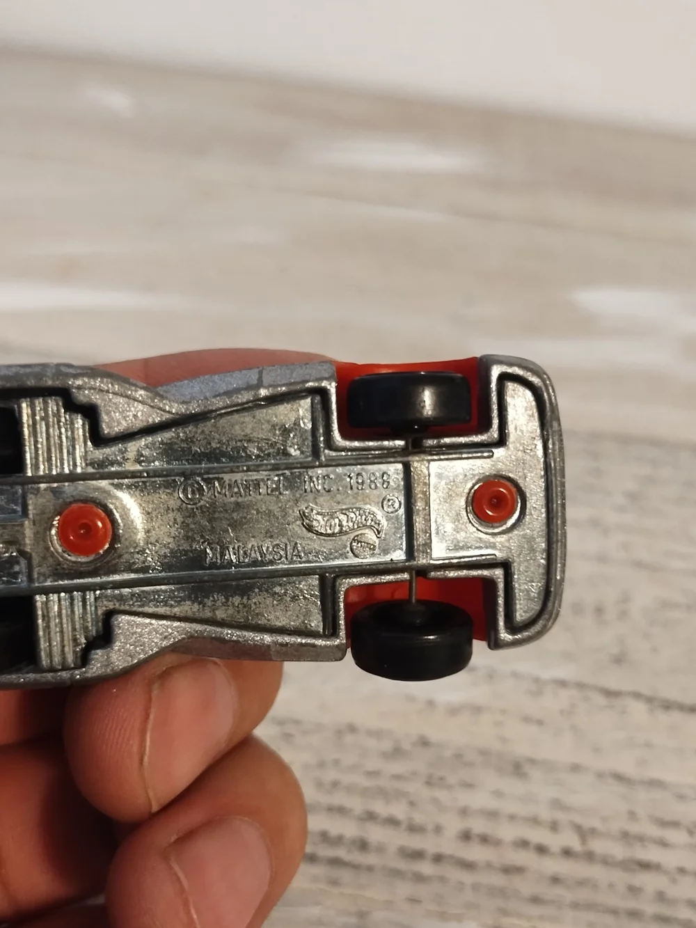 Hot Wheels Futuristic Red and Silver Space Car Loose Vintage 1988 Die cast metal